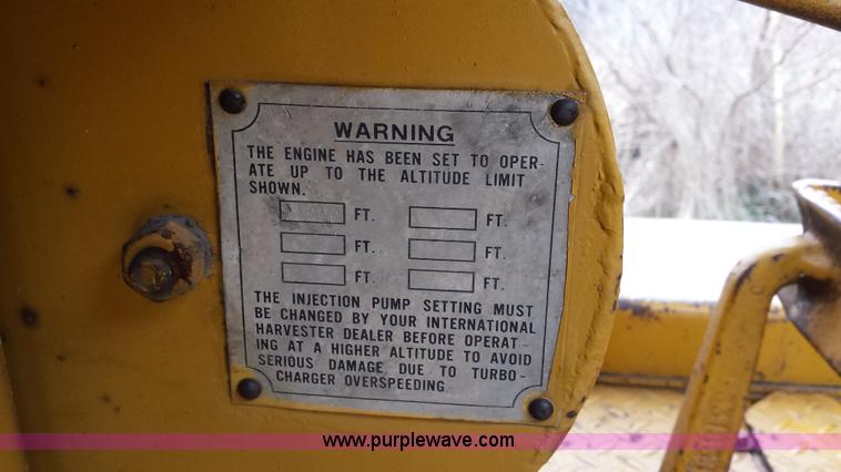 image for item F8928 1971 International TD15B-PS dozer