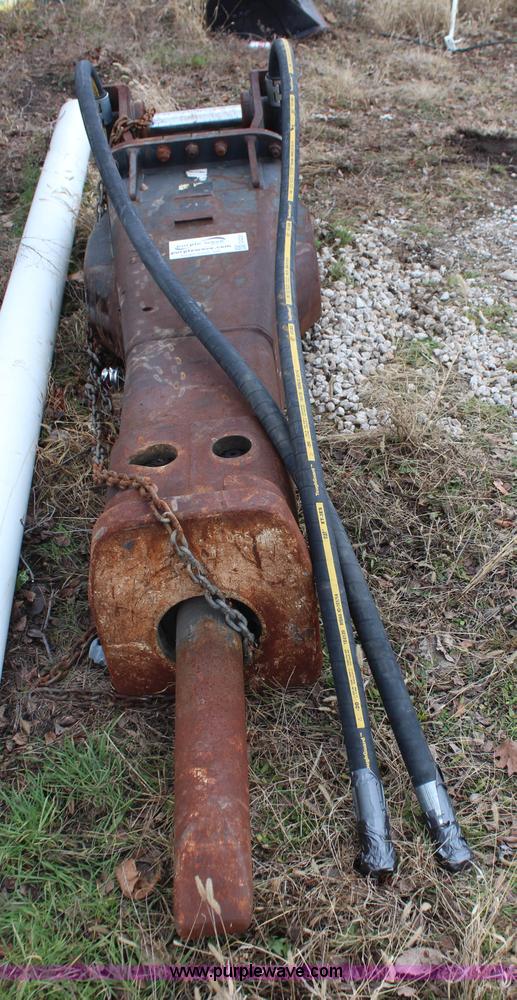image for item G5231 Caterpillar H120 hydraulic breaker