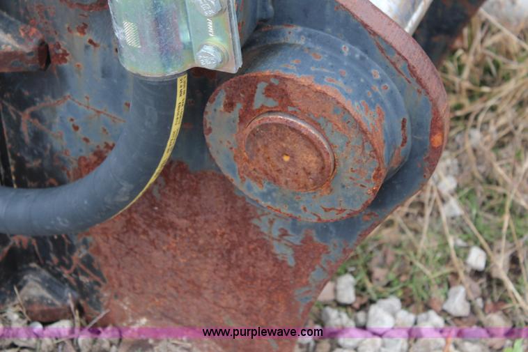 image for item G5231 Caterpillar H120 hydraulic breaker