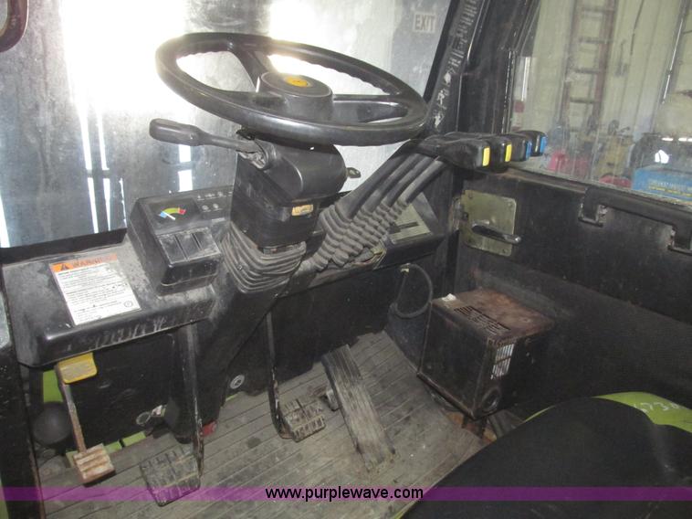 image for item G9839 1998 Clark CGP30 Gensis Type D forklift