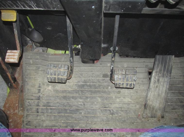 image for item G9839 1998 Clark CGP30 Gensis Type D forklift