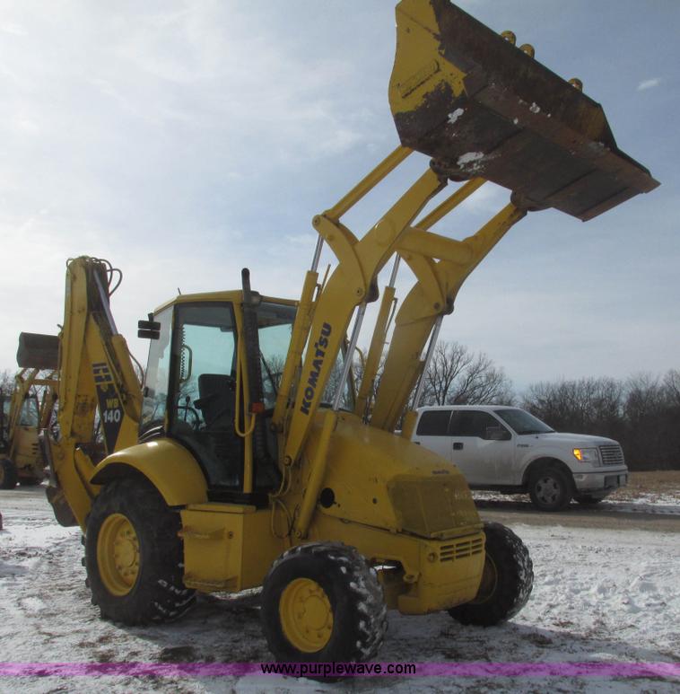 image for item G9852 1999 Komatsu WB140 backhoe
