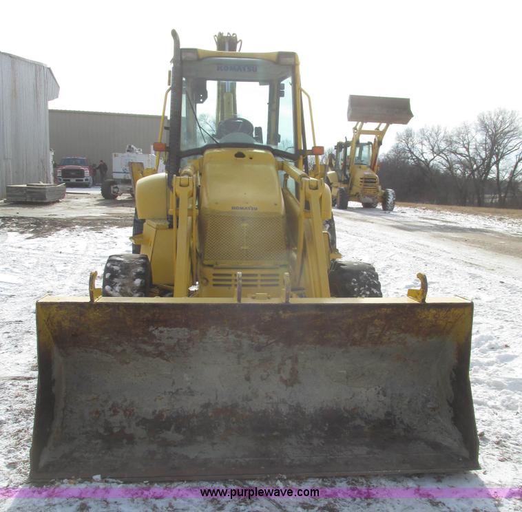image for item G9852 1999 Komatsu WB140 backhoe