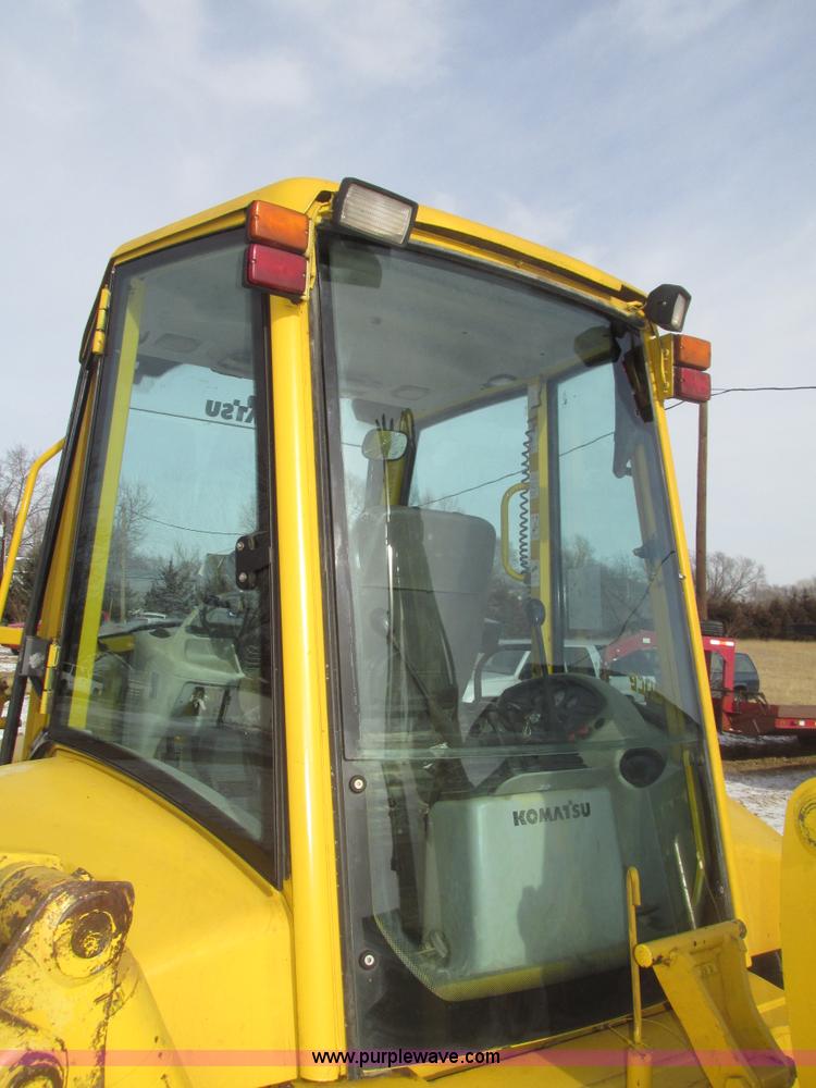 image for item G9852 1999 Komatsu WB140 backhoe