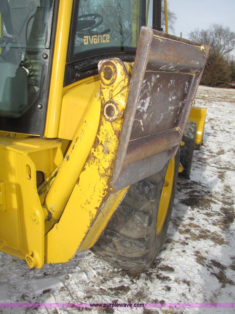 image for item G9852 1999 Komatsu WB140 backhoe