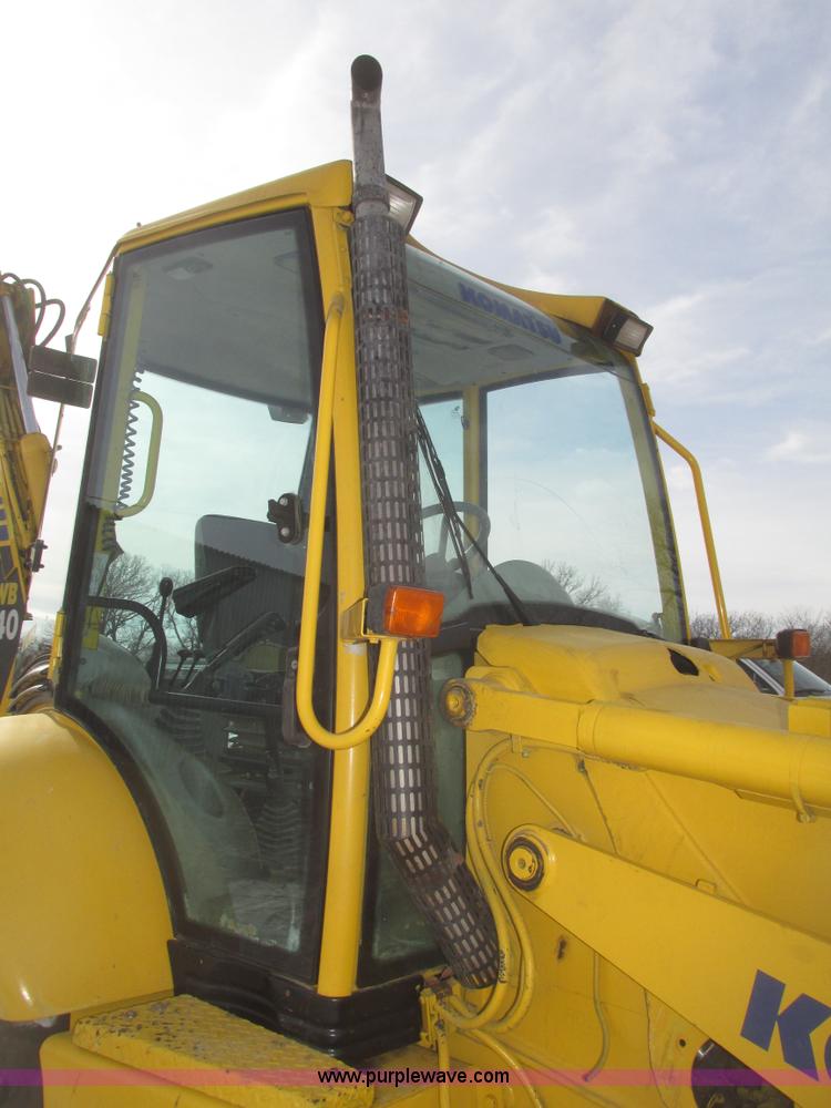 image for item G9852 1999 Komatsu WB140 backhoe