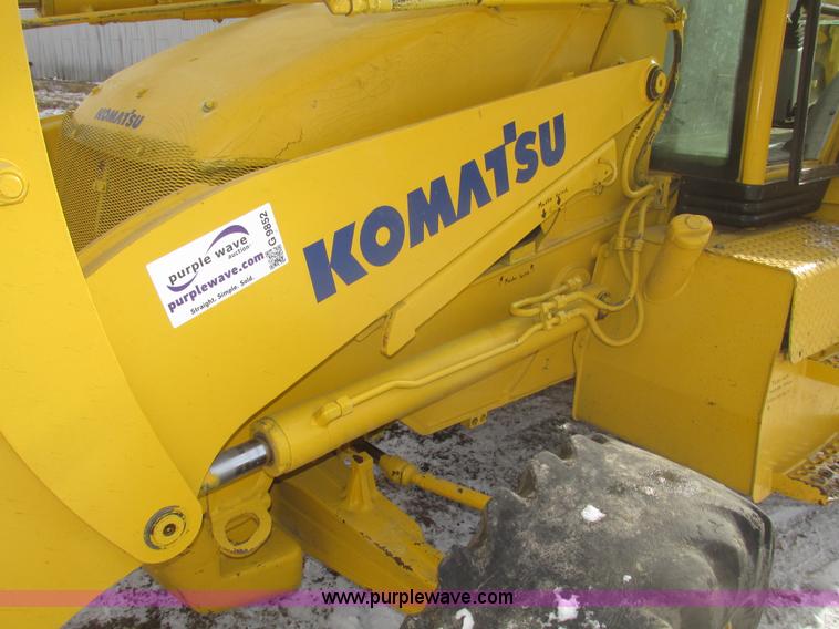 image for item G9852 1999 Komatsu WB140 backhoe