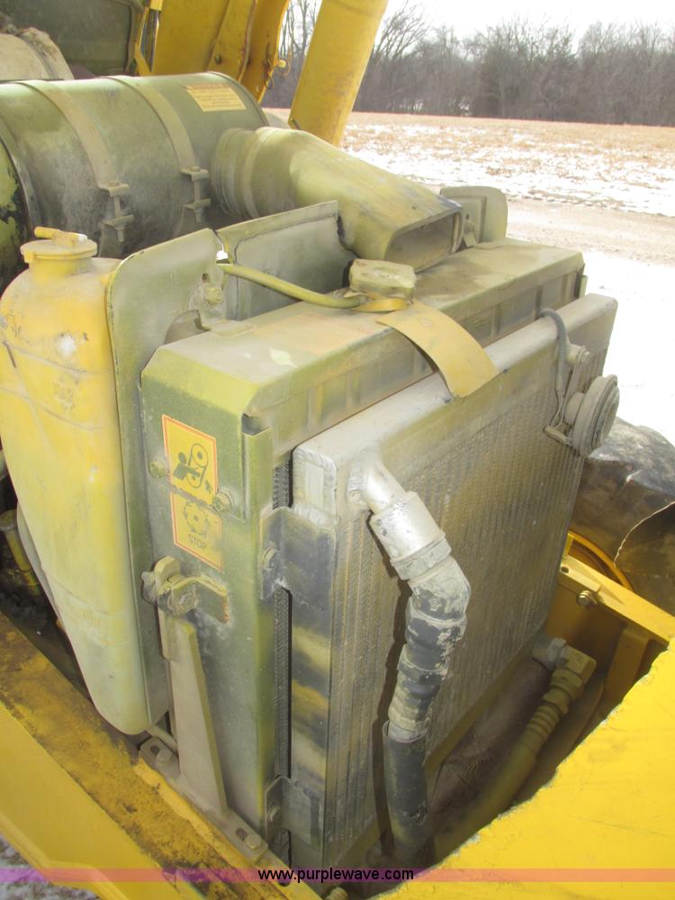 image for item G9852 1999 Komatsu WB140 backhoe
