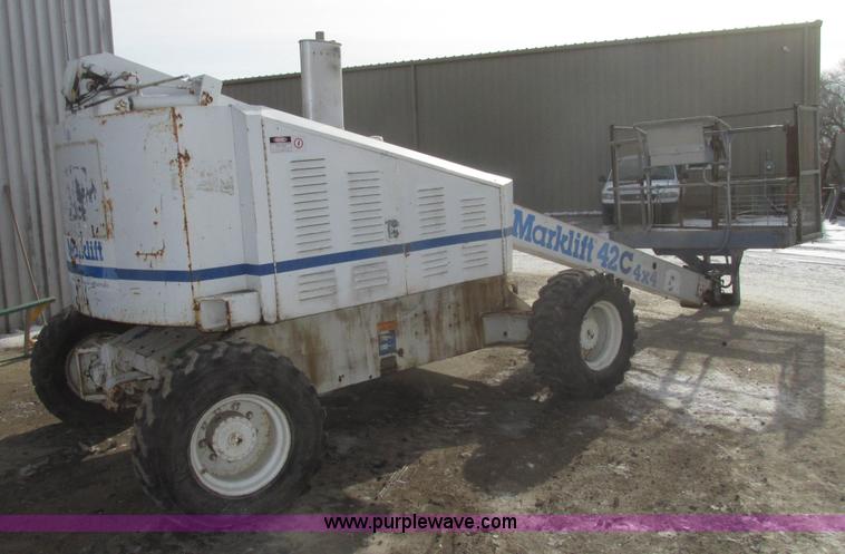 image for item G9853 Mark Lift 42C boomlift