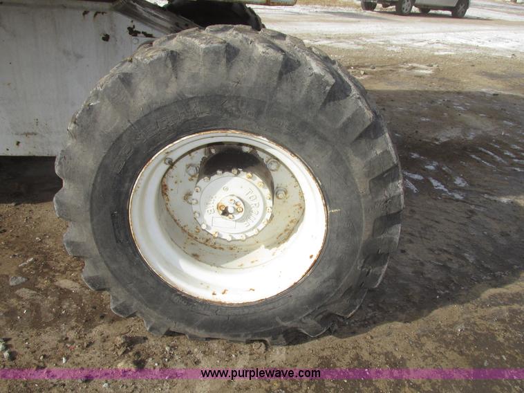 image for item G9853 Mark Lift 42C boomlift