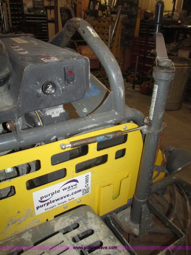 image for item G9855 Wacker Neuson CRT48 power trowel
