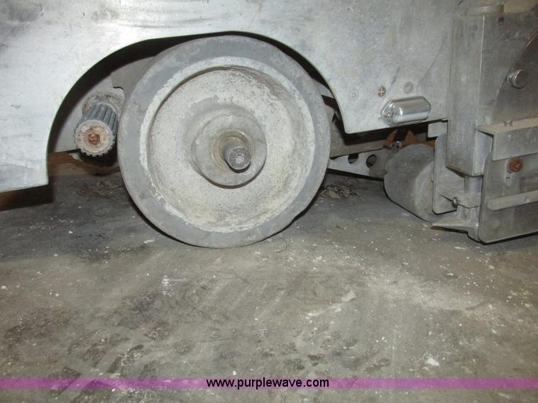 image for item G9856 Soff Cut G2000 self-propelled concrete saw