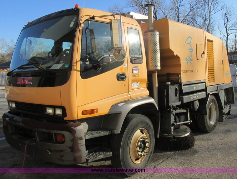 image for item H7617 2004 GMC T7500 Centurion street sweeper