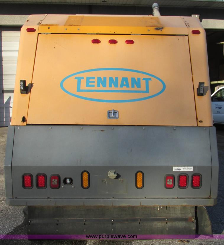 image for item H7617 2004 GMC T7500 Centurion street sweeper