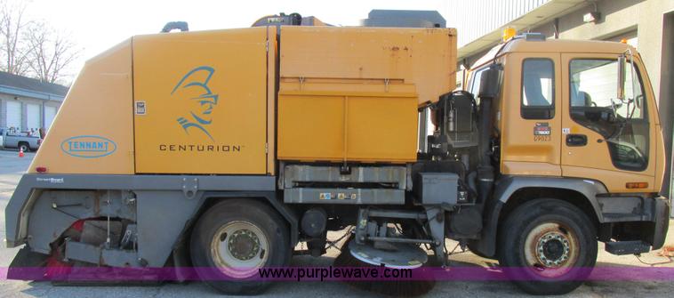 image for item H7617 2004 GMC T7500 Centurion street sweeper