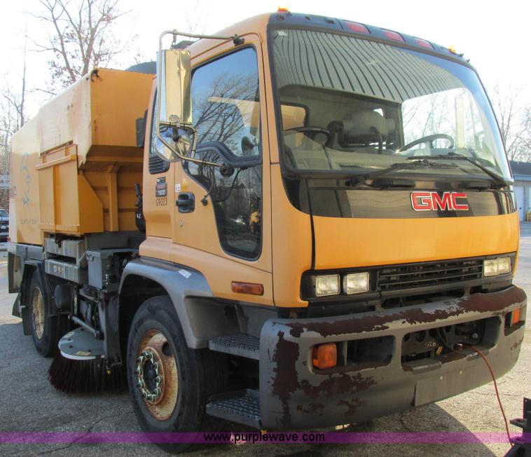 image for item H7617 2004 GMC T7500 Centurion street sweeper