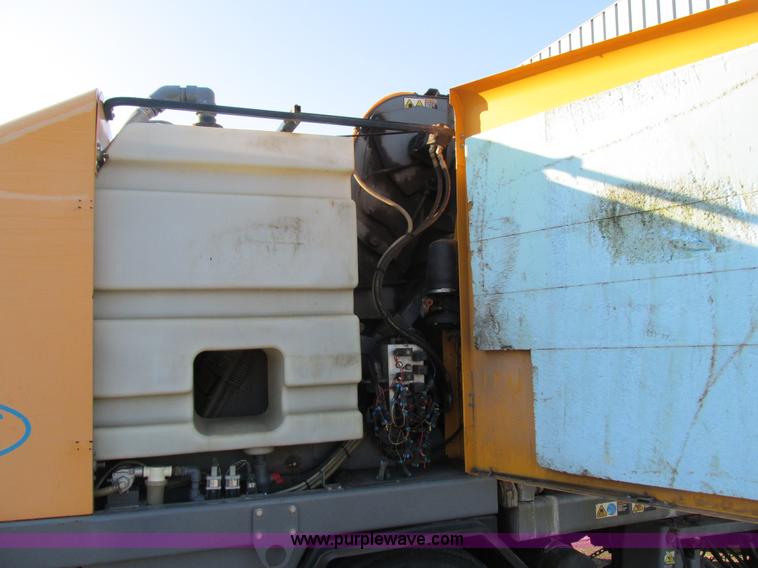 image for item H7617 2004 GMC T7500 Centurion street sweeper