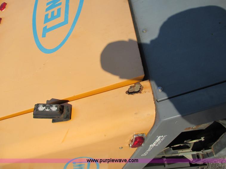 image for item H7617 2004 GMC T7500 Centurion street sweeper