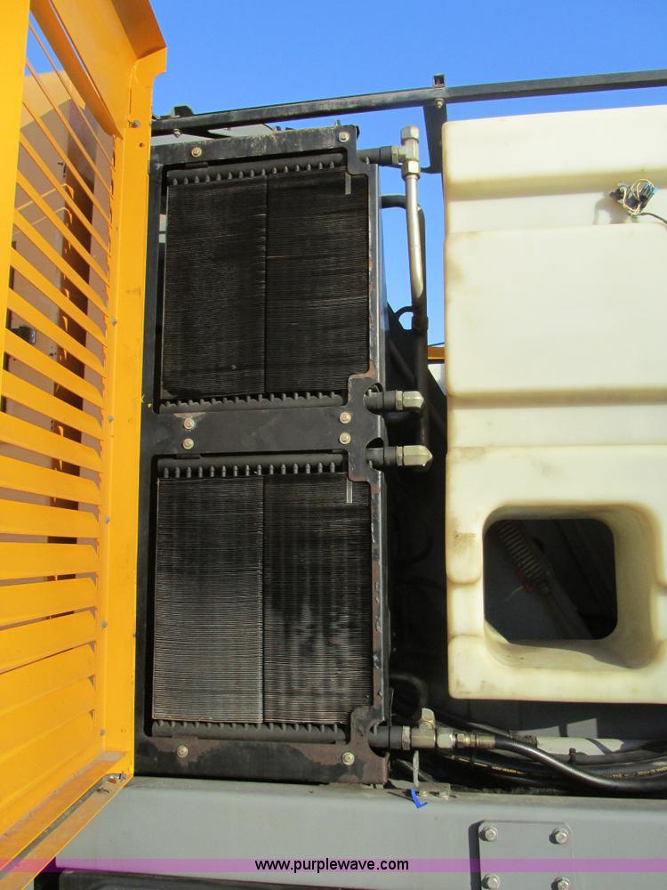 image for item H7617 2004 GMC T7500 Centurion street sweeper