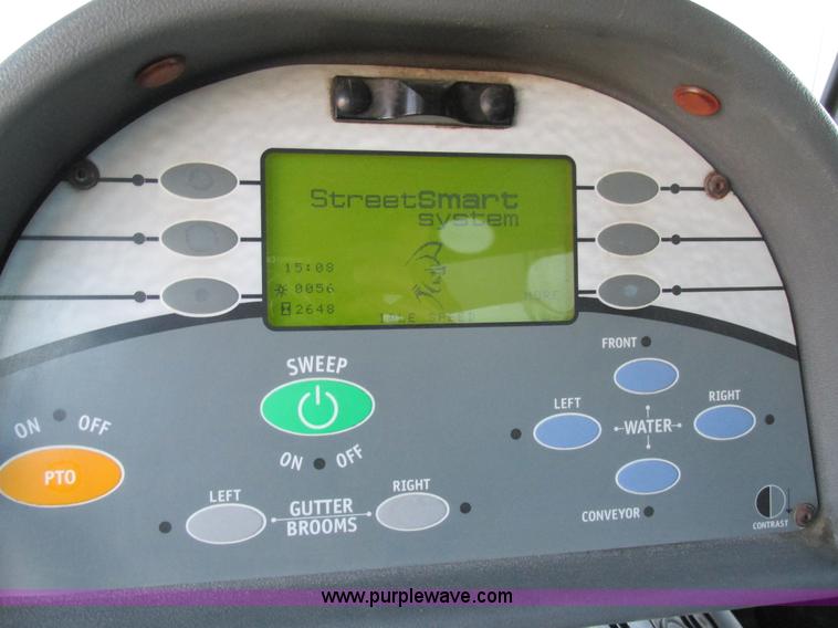 image for item H7618 2005 GMC T7500 Centurion Tennant street sweeper