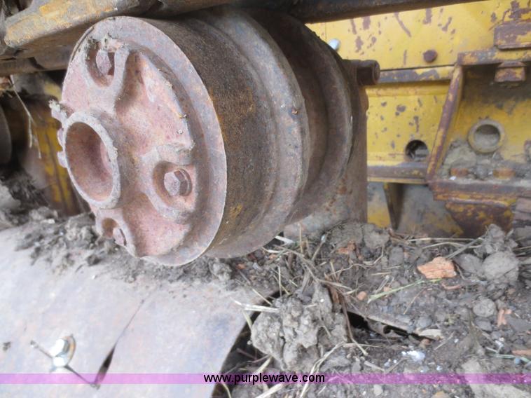 image for item I2124 1965 Caterpillar 977H Traxcavator loader