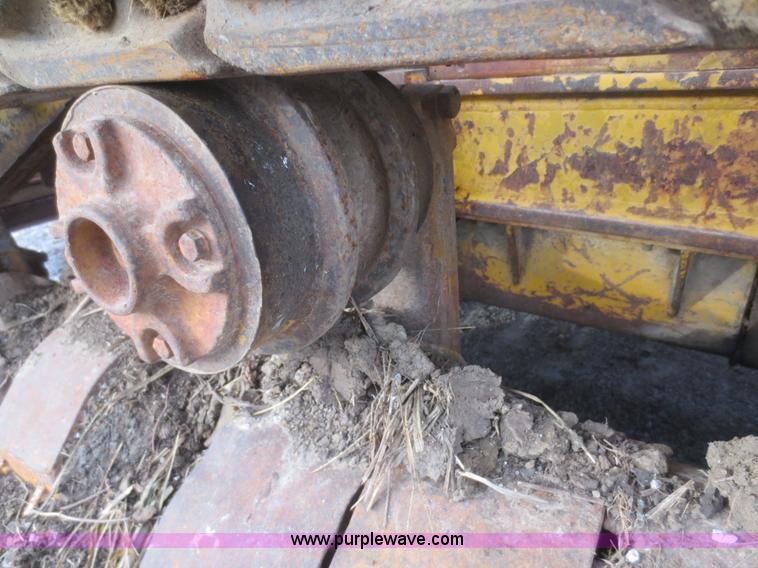 image for item I2124 1965 Caterpillar 977H Traxcavator loader