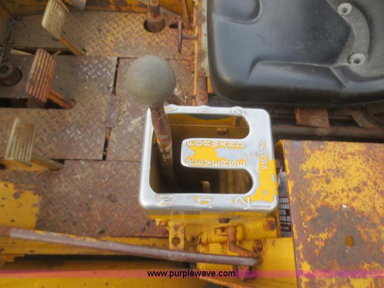 image for item I2124 1965 Caterpillar 977H Traxcavator loader