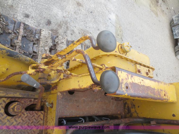 image for item I2124 1965 Caterpillar 977H Traxcavator loader