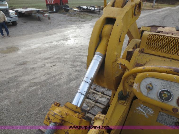 image for item I2124 1965 Caterpillar 977H Traxcavator loader