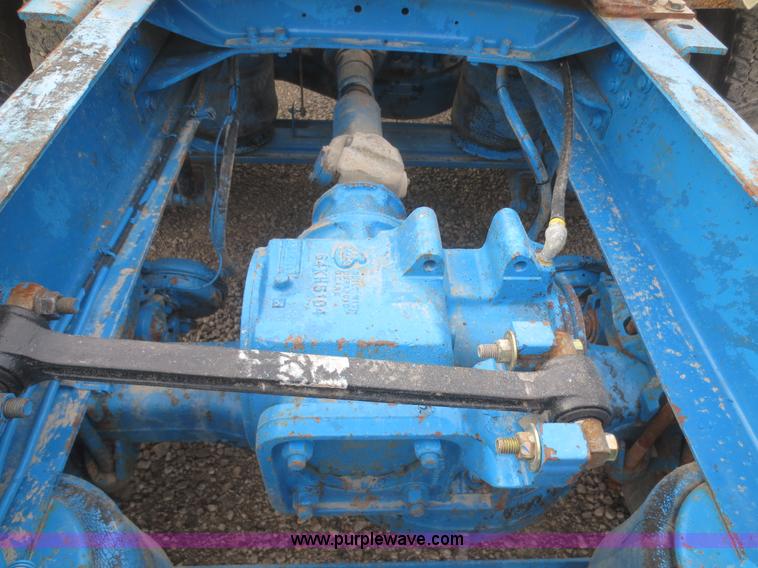 image for item I2125 1998 Mack CH613 semi truck