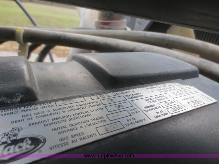 image for item I2125 1998 Mack CH613 semi truck