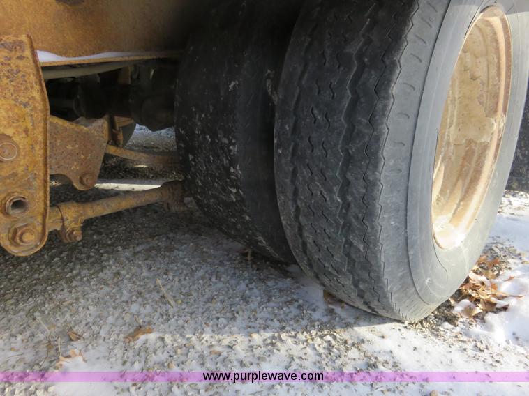 image for item I2281 1996 Load King trailer