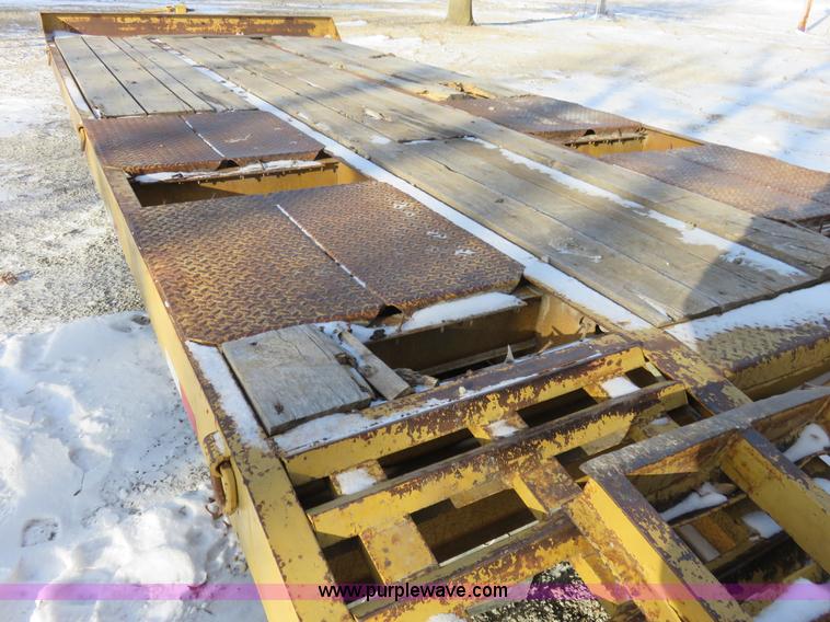 image for item I2281 1996 Load King trailer