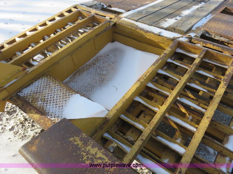 image for item I2281 1996 Load King trailer