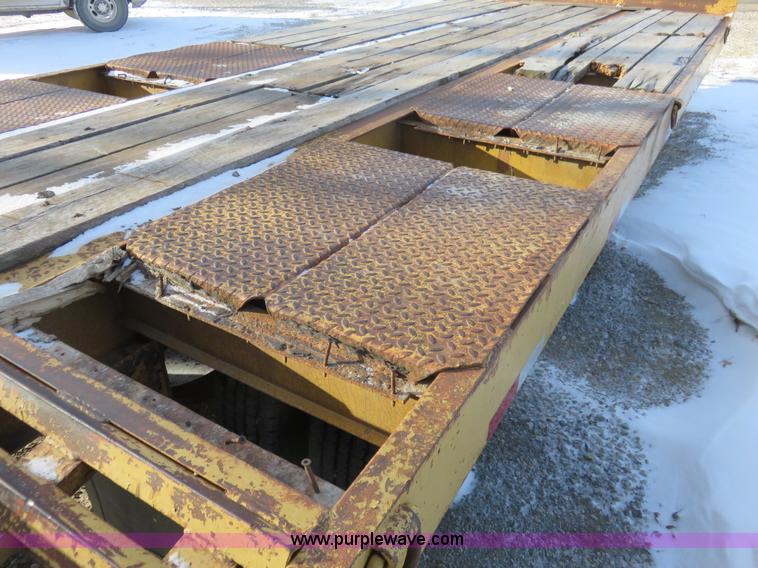 image for item I2281 1996 Load King trailer