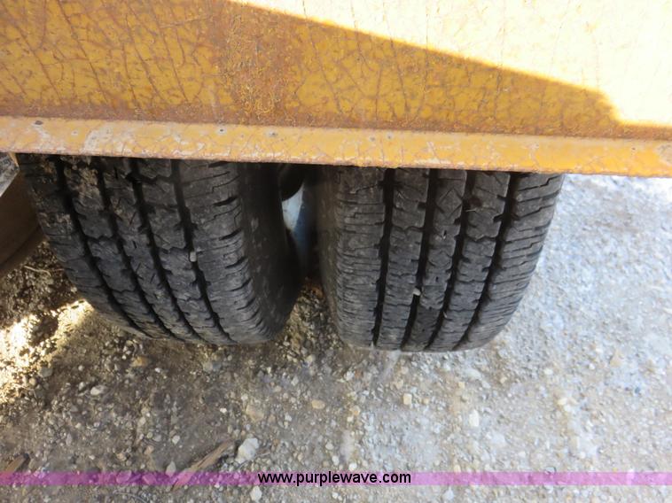 image for item I2281 1996 Load King trailer