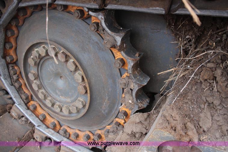 image for item I2375 2001 New Holland DC180 dozer