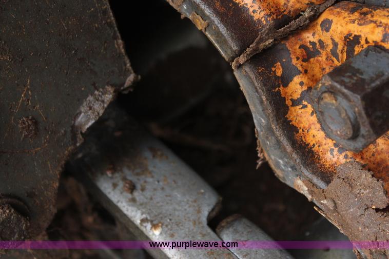 image for item I2375 2001 New Holland DC180 dozer