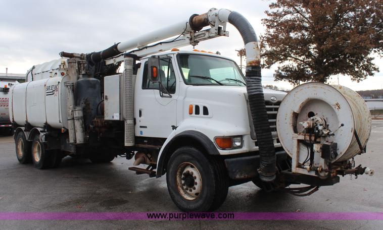 image for item I2396 2001 Sterling L7500 Safe Jet Vac Clean Earth vacuum jetter truck