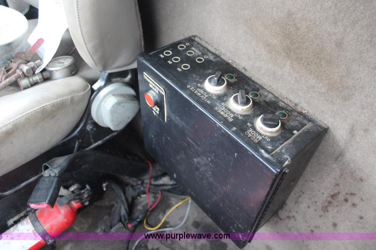 image for item I2396 2001 Sterling L7500 Safe Jet Vac Clean Earth vacuum jetter truck