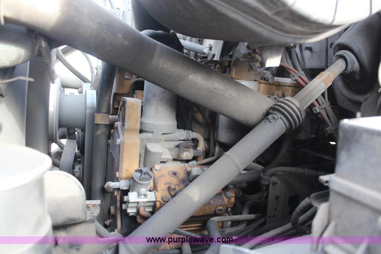 image for item I2396 2001 Sterling L7500 Safe Jet Vac Clean Earth vacuum jetter truck