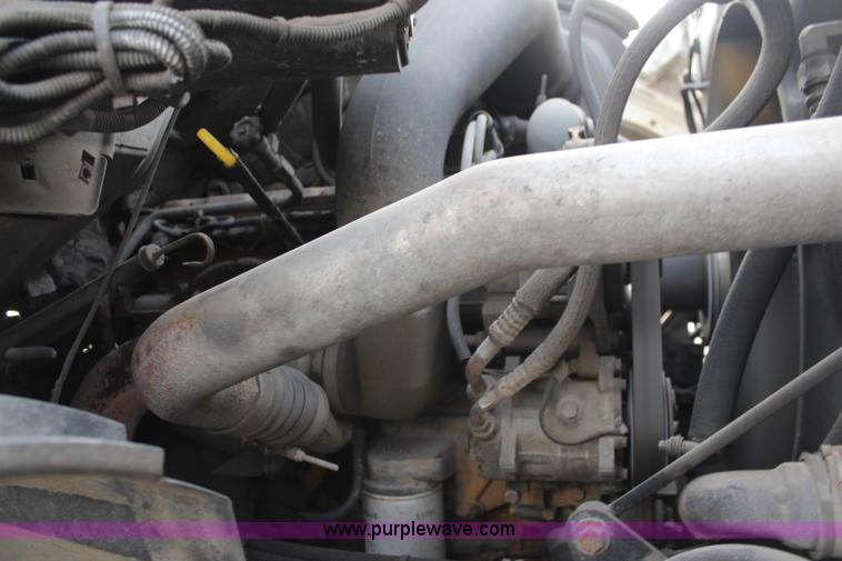 image for item I2396 2001 Sterling L7500 Safe Jet Vac Clean Earth vacuum jetter truck