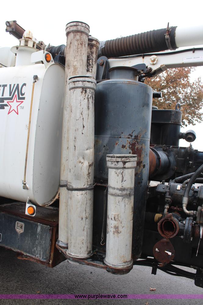 image for item I2396 2001 Sterling L7500 Safe Jet Vac Clean Earth vacuum jetter truck