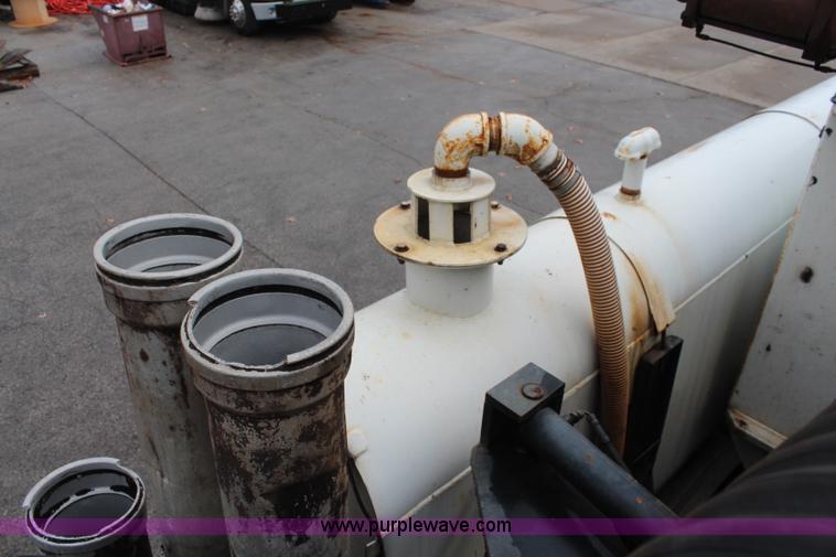 image for item I2396 2001 Sterling L7500 Safe Jet Vac Clean Earth vacuum jetter truck