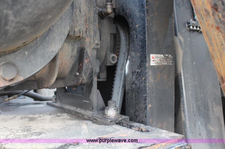 image for item I2396 2001 Sterling L7500 Safe Jet Vac Clean Earth vacuum jetter truck