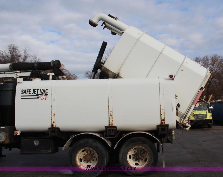 image for item I2396 2001 Sterling L7500 Safe Jet Vac Clean Earth vacuum jetter truck