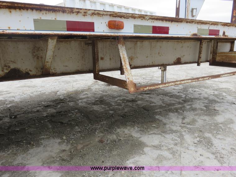 image for item I2454 1997 Travalong flatbed trailer