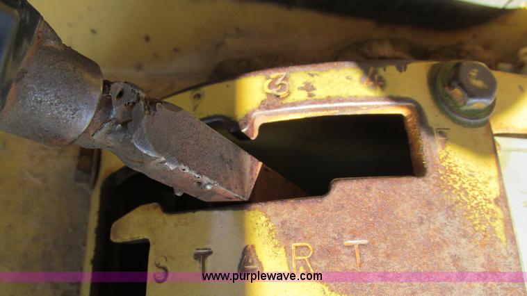 image for item I3129 1972 Caterpillar 613 elevating scraper