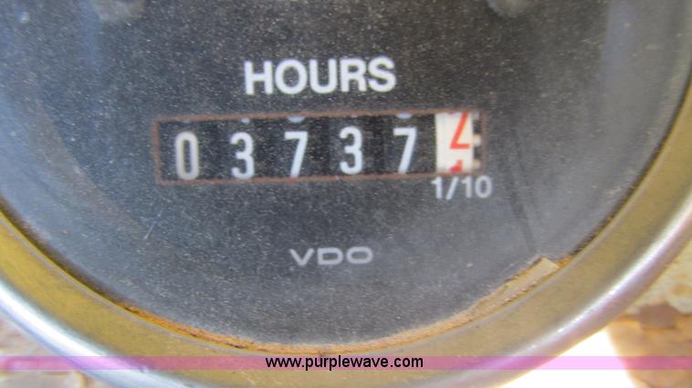 image for item I3129 1972 Caterpillar 613 elevating scraper