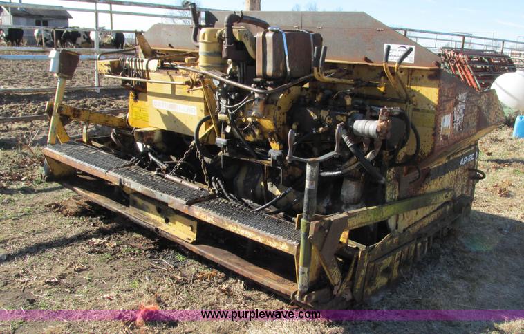 image for item I3130 1985 Caterpillar AP-200 asphalt paver